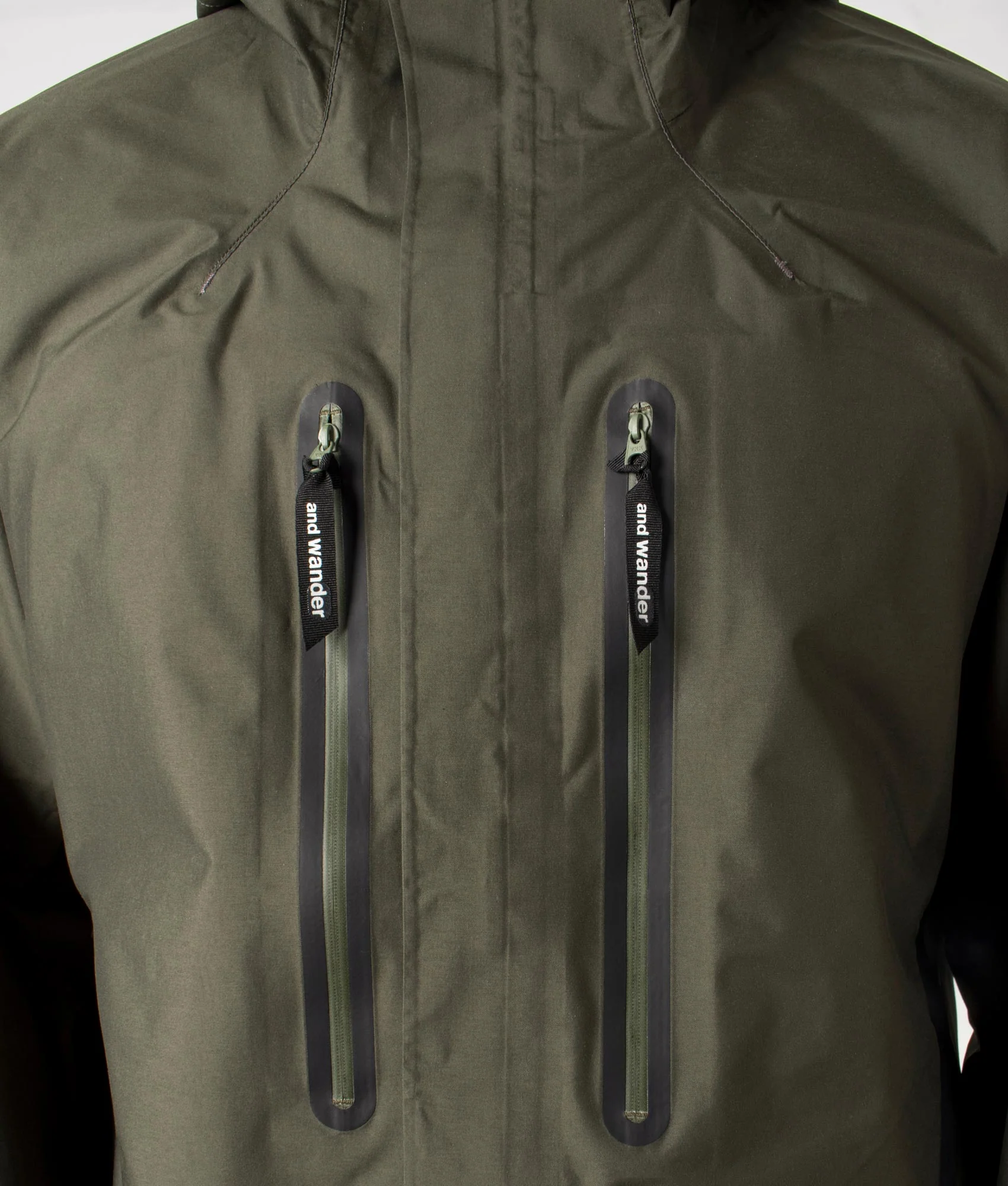 2.5L Hiker Rain Jacket - Image 6