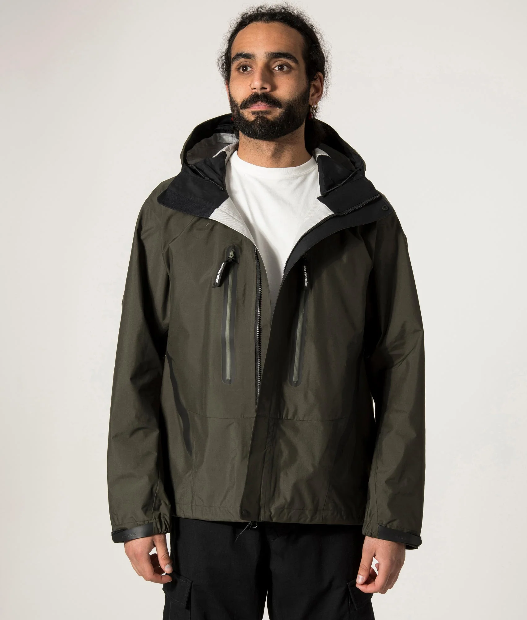 2.5L Hiker Rain Jacket - Image 5
