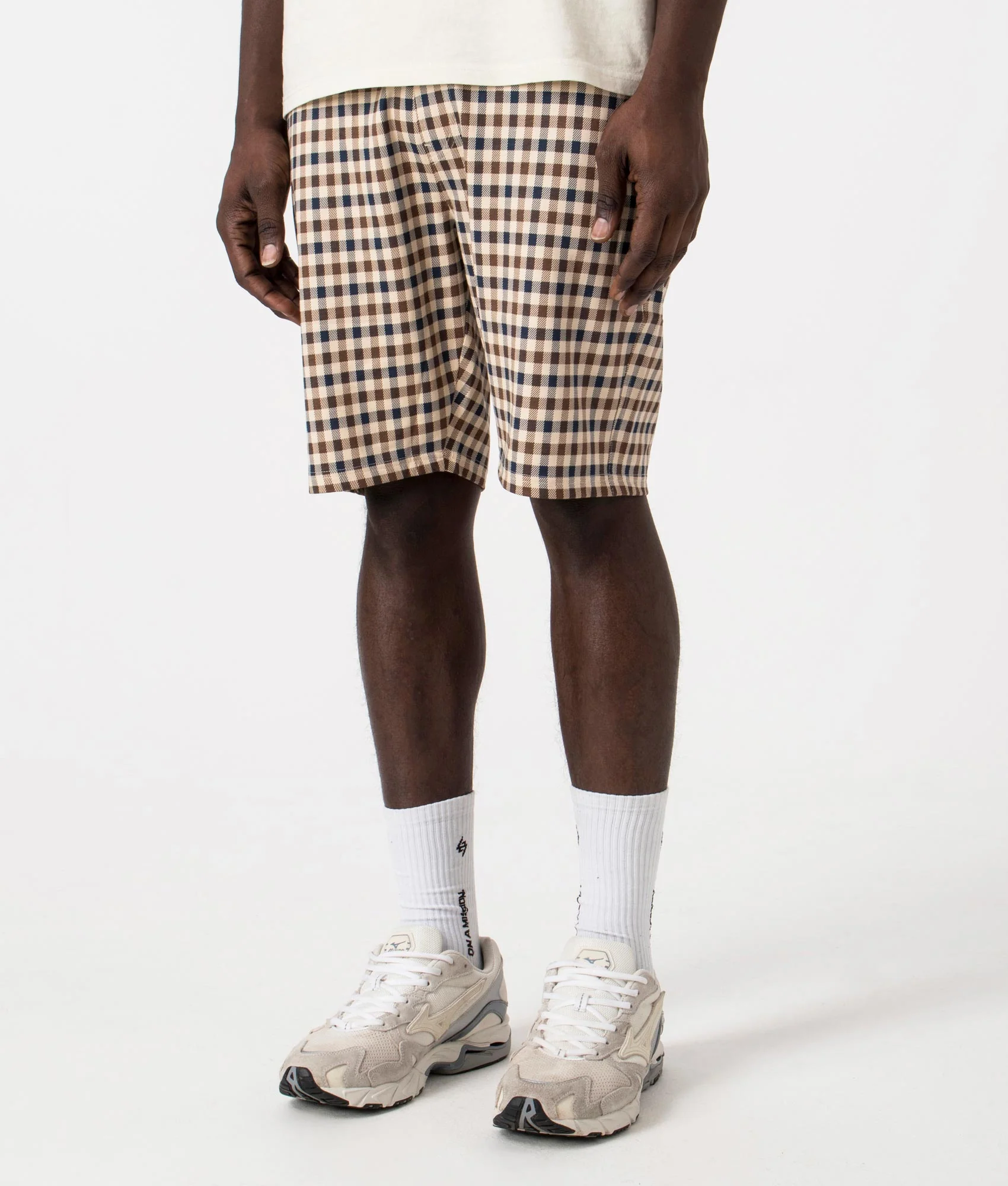 Active Club Check Shorts