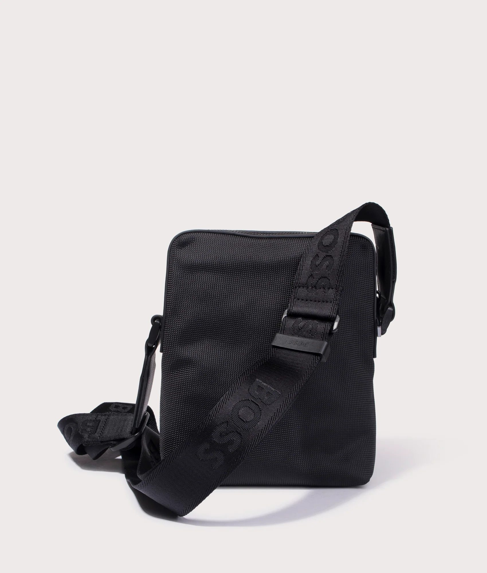 Ray Zip Messenger Bag - Image 3