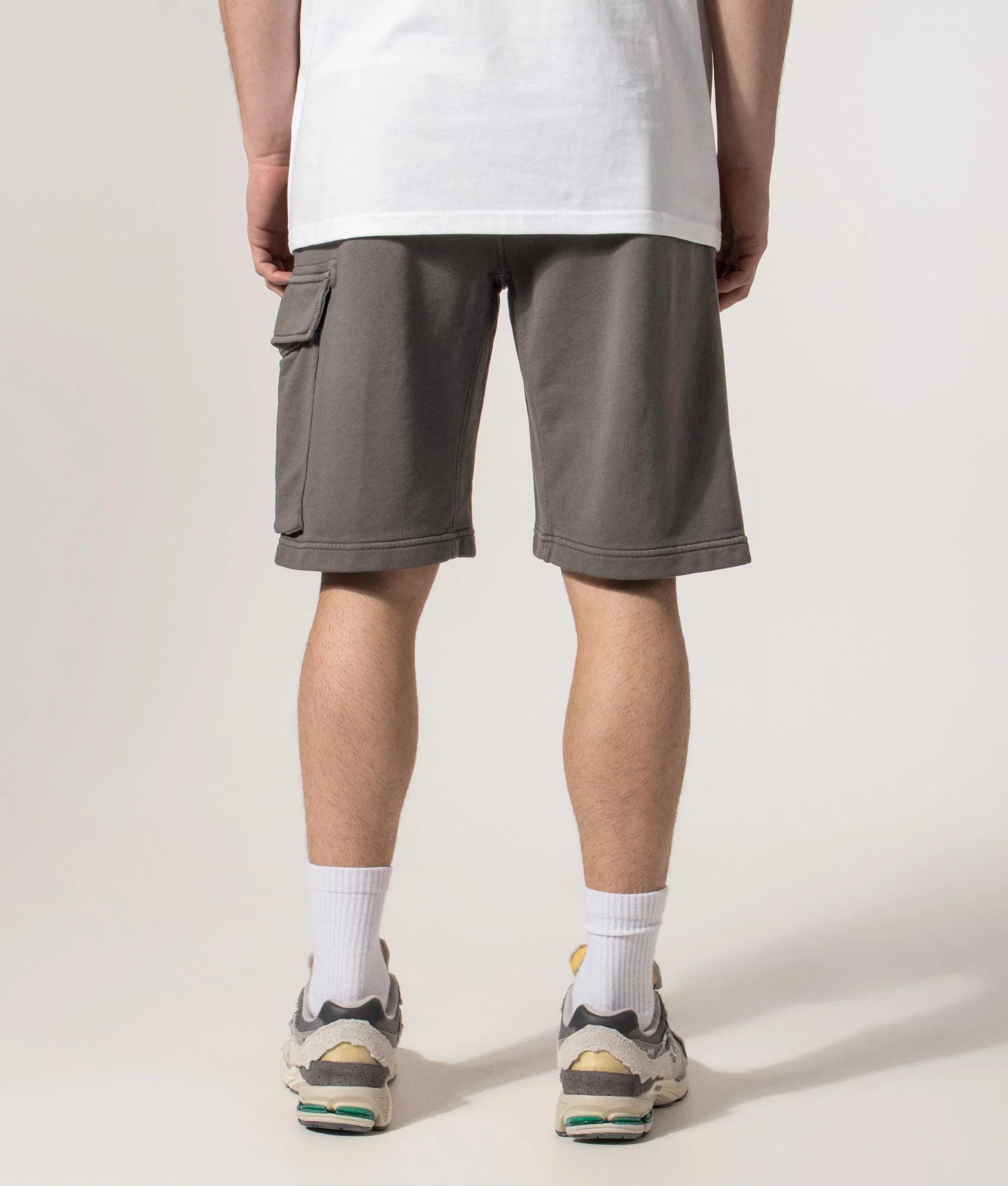 Regular Fit Diagonal Fleece Cargo Sweatshorts - Image 4