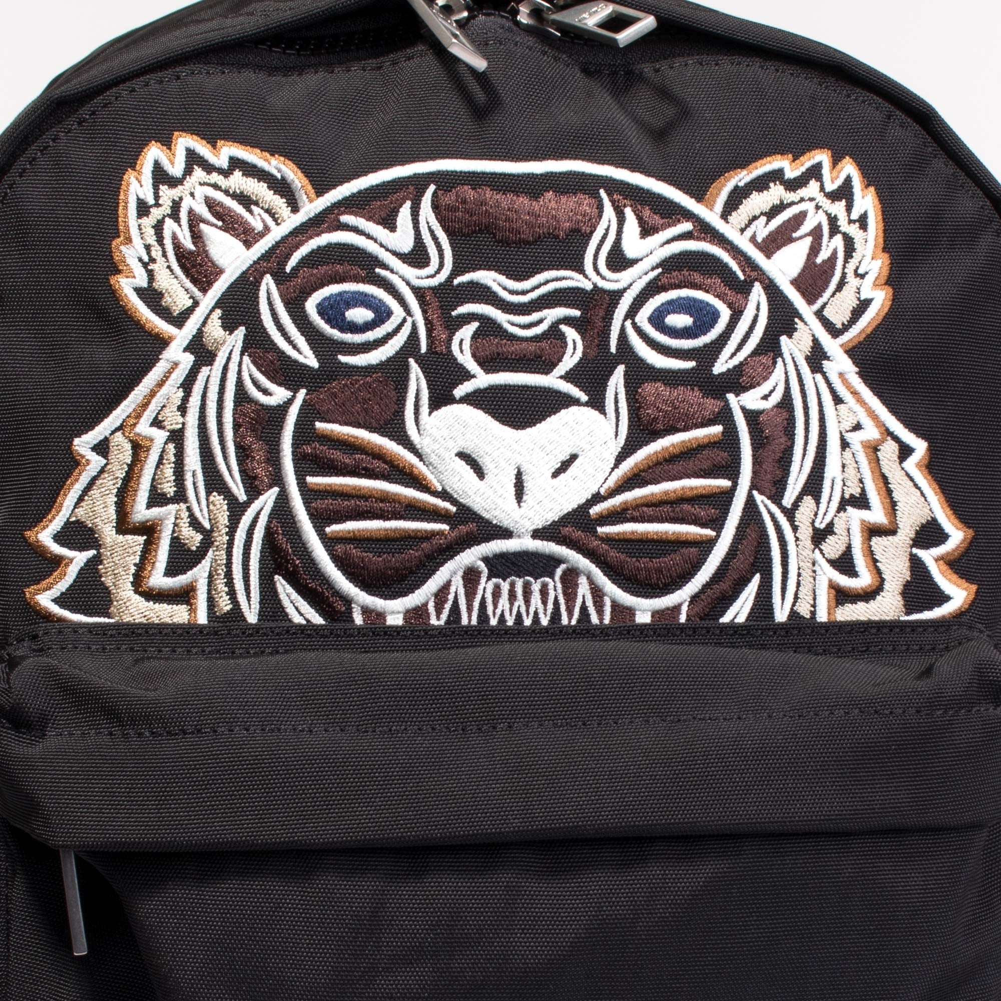 Canvas Kampus Tiger Backpack - Image 2