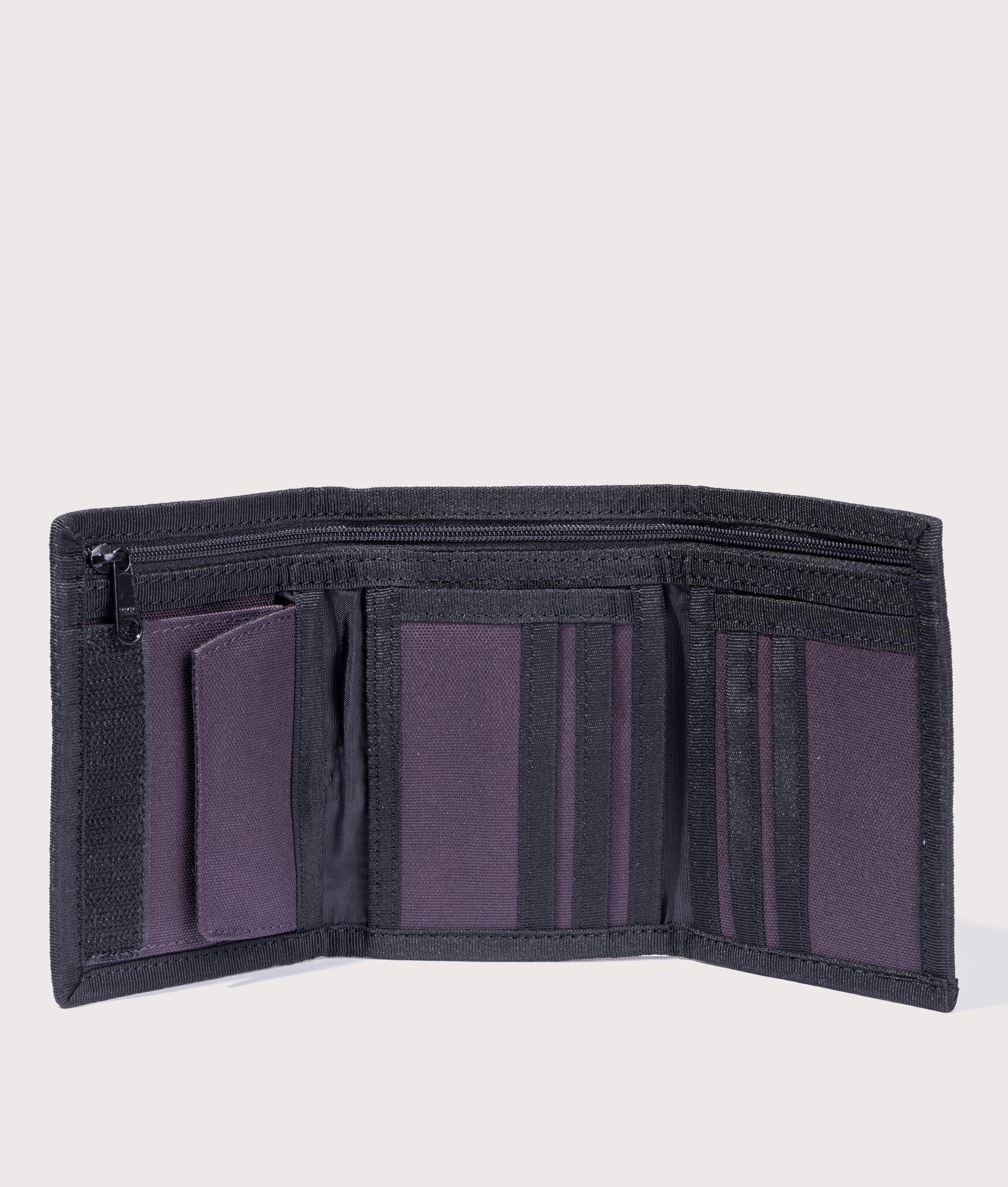 Alec Wallet - Image 3