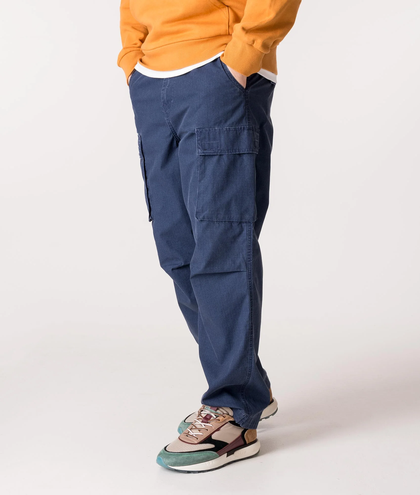 Relaxed Fit Wynton Cargo Pants