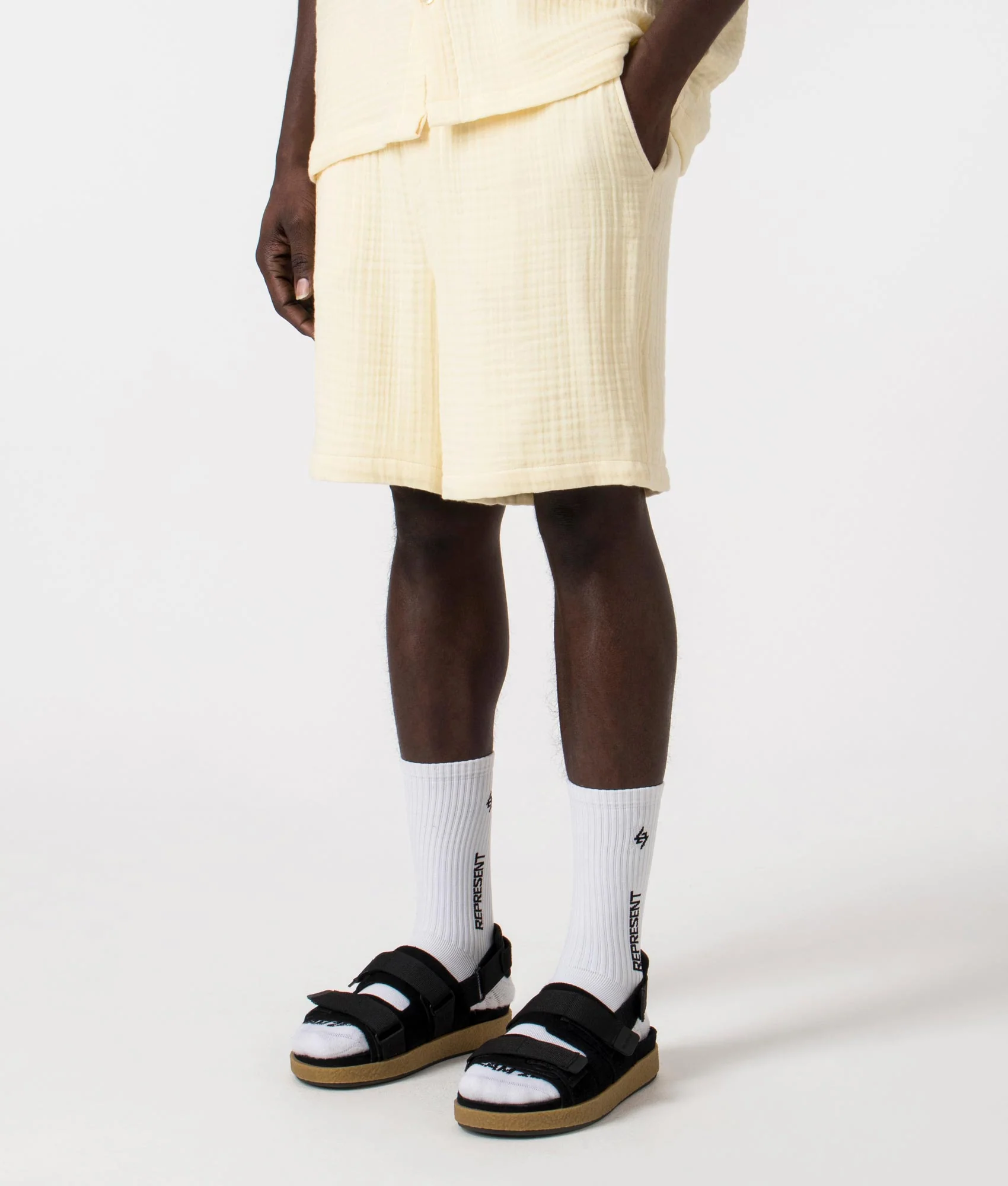Enzi Seersucker Shorts - Image 3