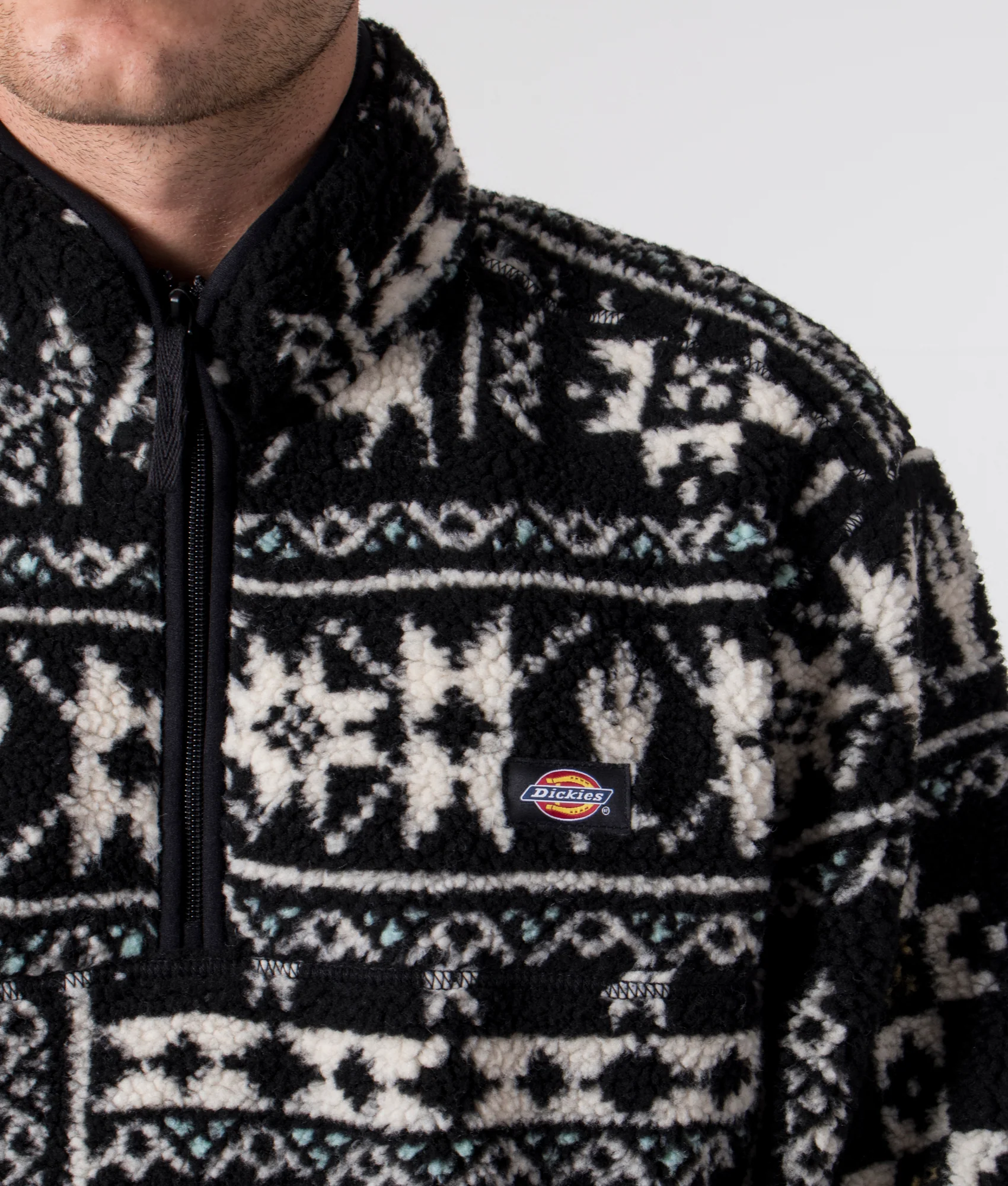 Relaxed Fit Hays Quarter Zip Fleece - Image 2