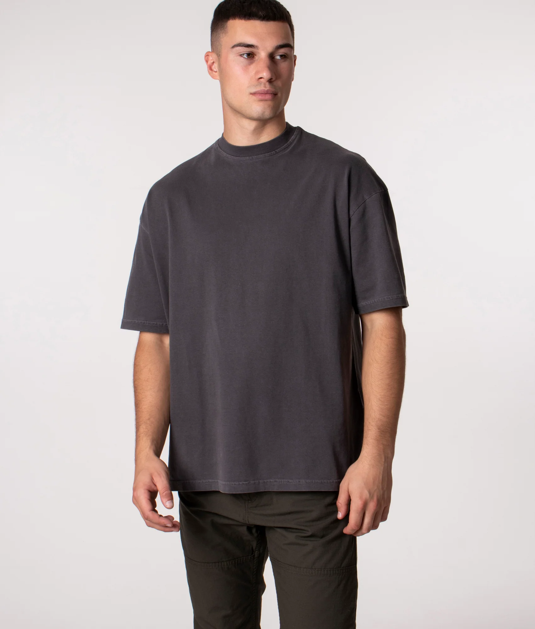 Oversized Basic T-Shirt - Image 3