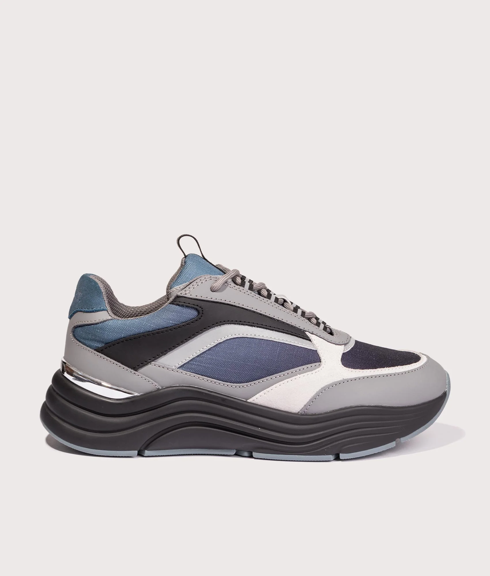 Cyrus 2.0 Citadel Trainers
