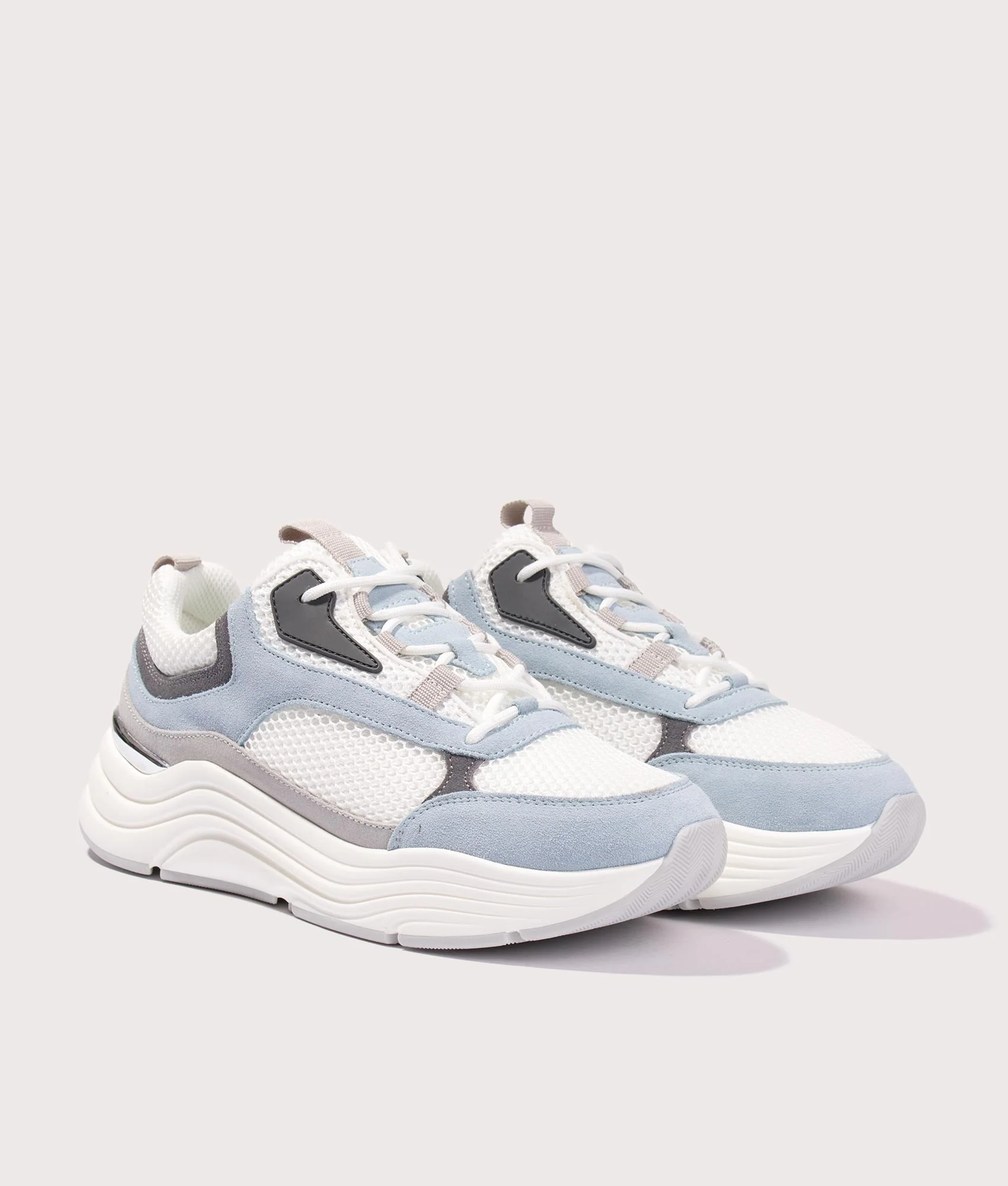 Cyrus Sneakers - Image 2
