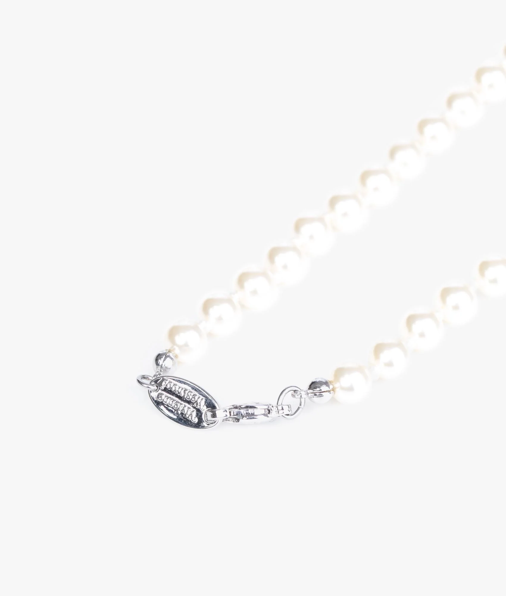 Mini Bas Relief Pearl Necklace - Image 3