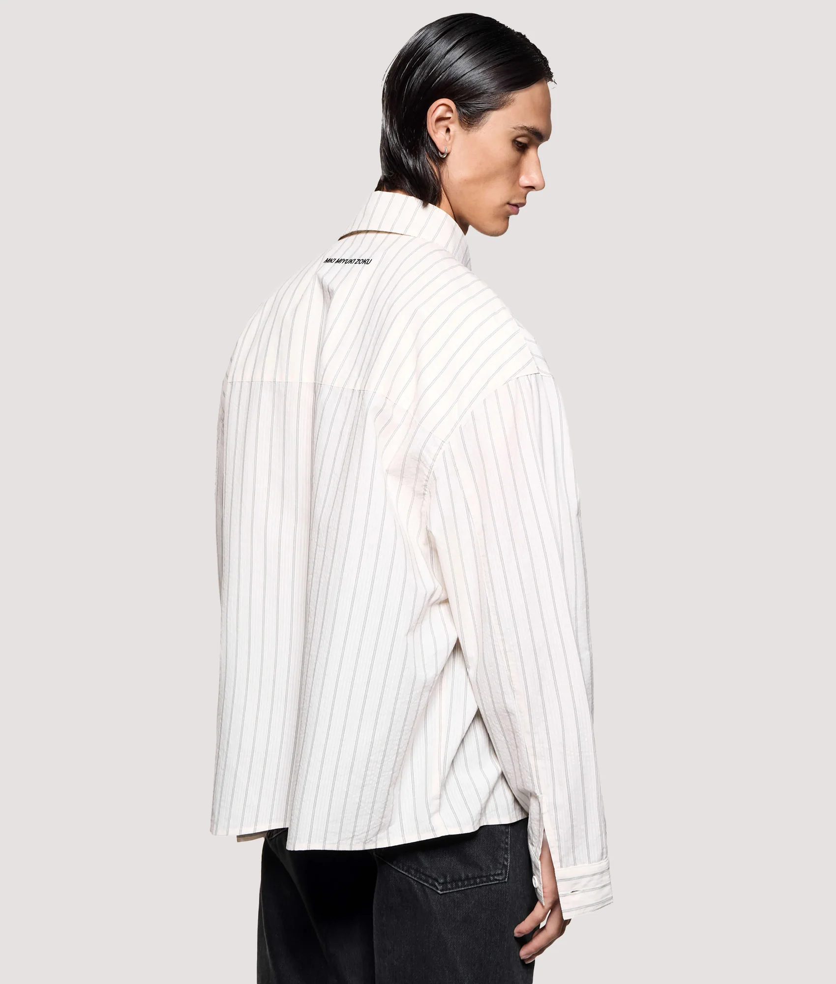 Box Fit Seersucker Stripe Dress Shirt - Image 5