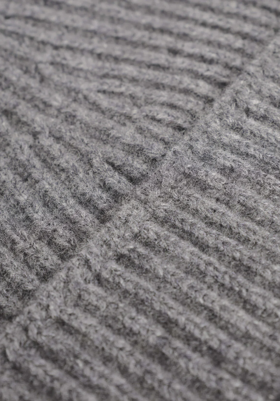 Cashmere Ribbed Beanie - Image 4