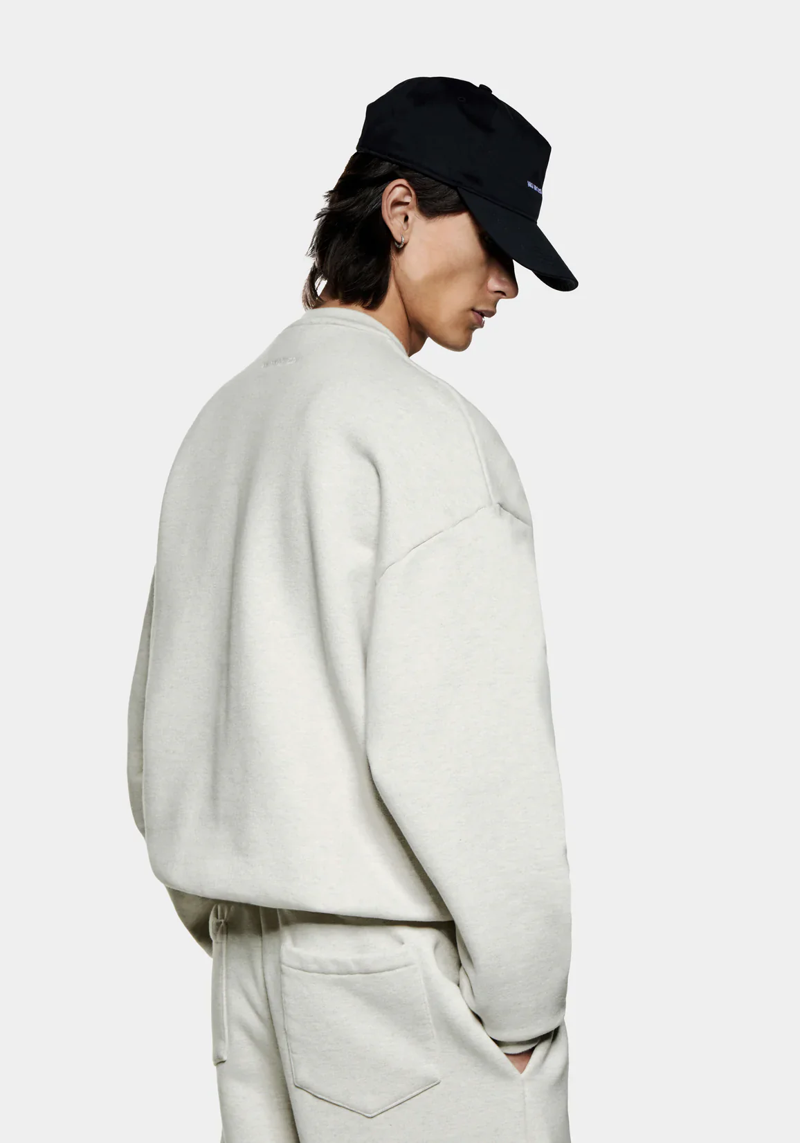 Oversized Fit 800 GSM Superweight Sweatshirt - Image 4