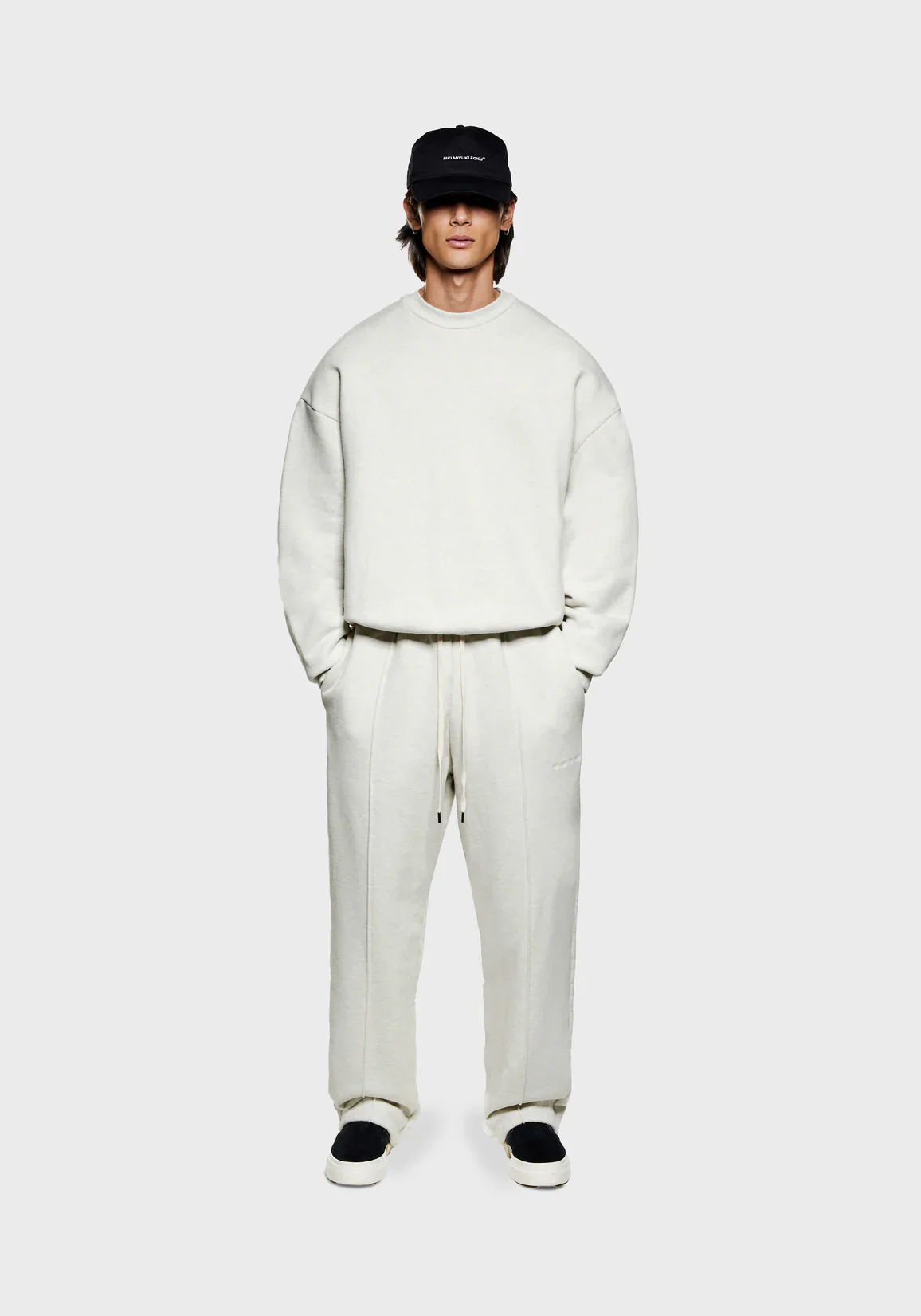 Oversized Fit 800 GSM Superweight Sweatshirt - Image 5