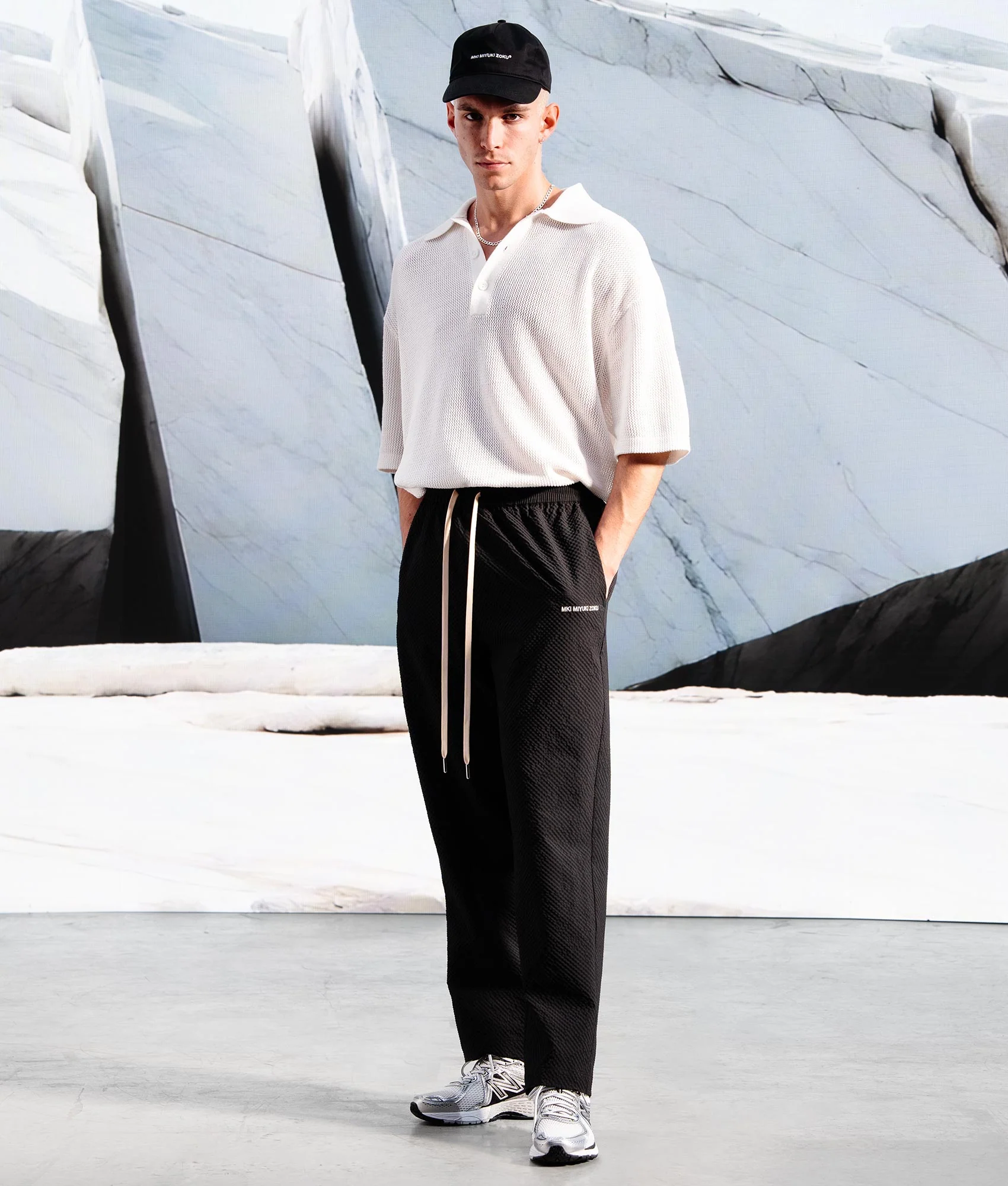 Oversized Loose Gauge Polo Shirt - Image 2