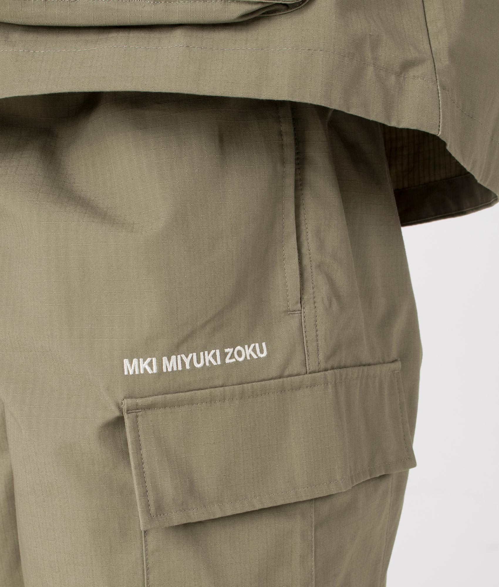 Relaxed Fit Ripstop Cargo Shorts - Image 8