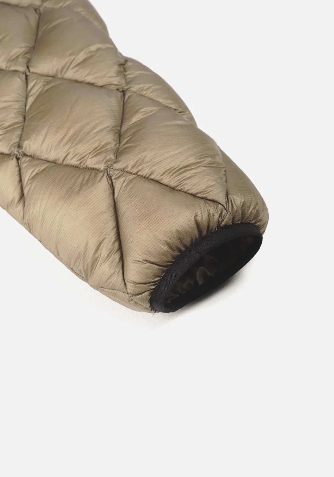 Oversized Fit Translucent Diamond Bubble Jacket - Image 9