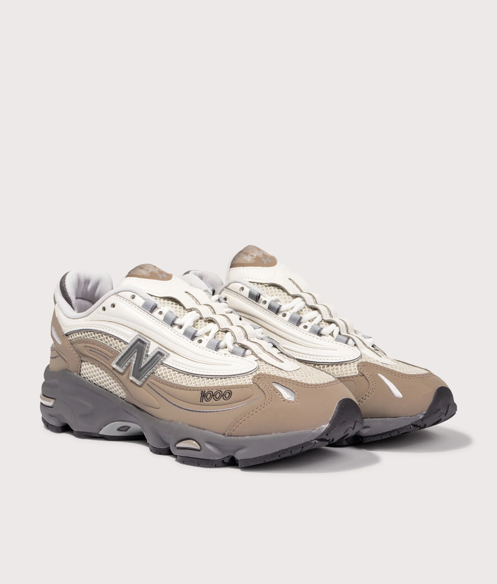 1000 Sneakers - Image 2