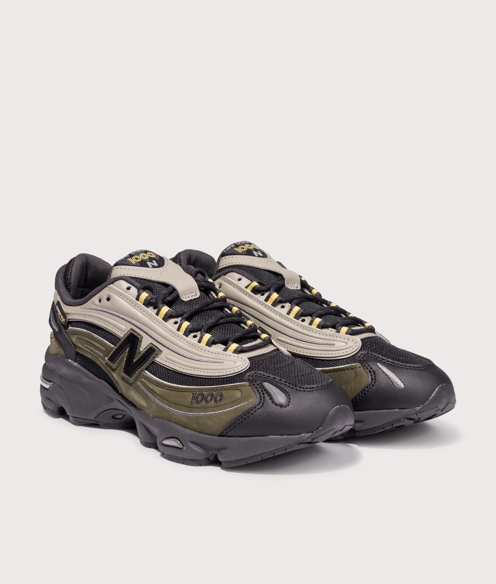 1000 Sneakers - Image 2