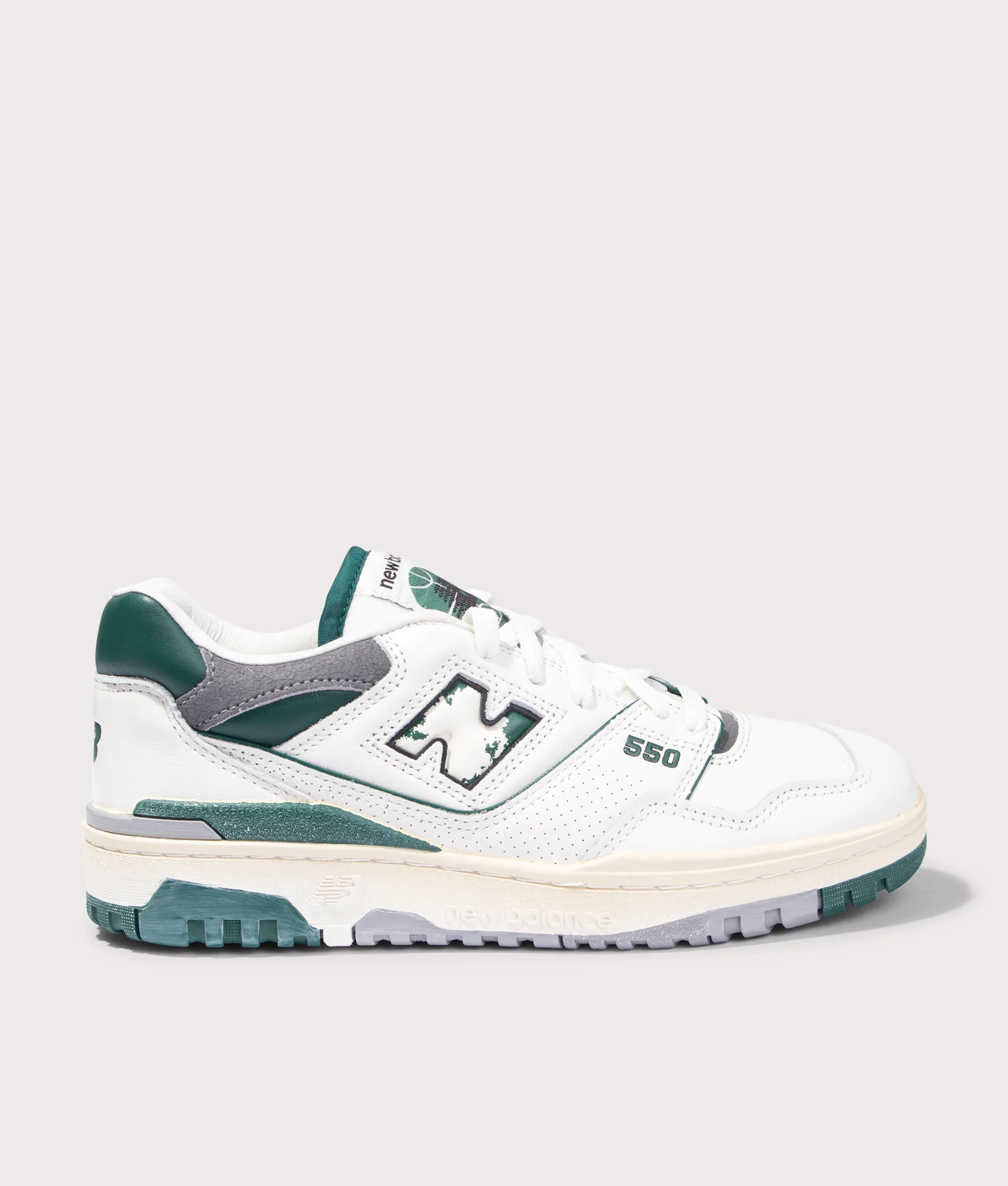 550 Sneakers