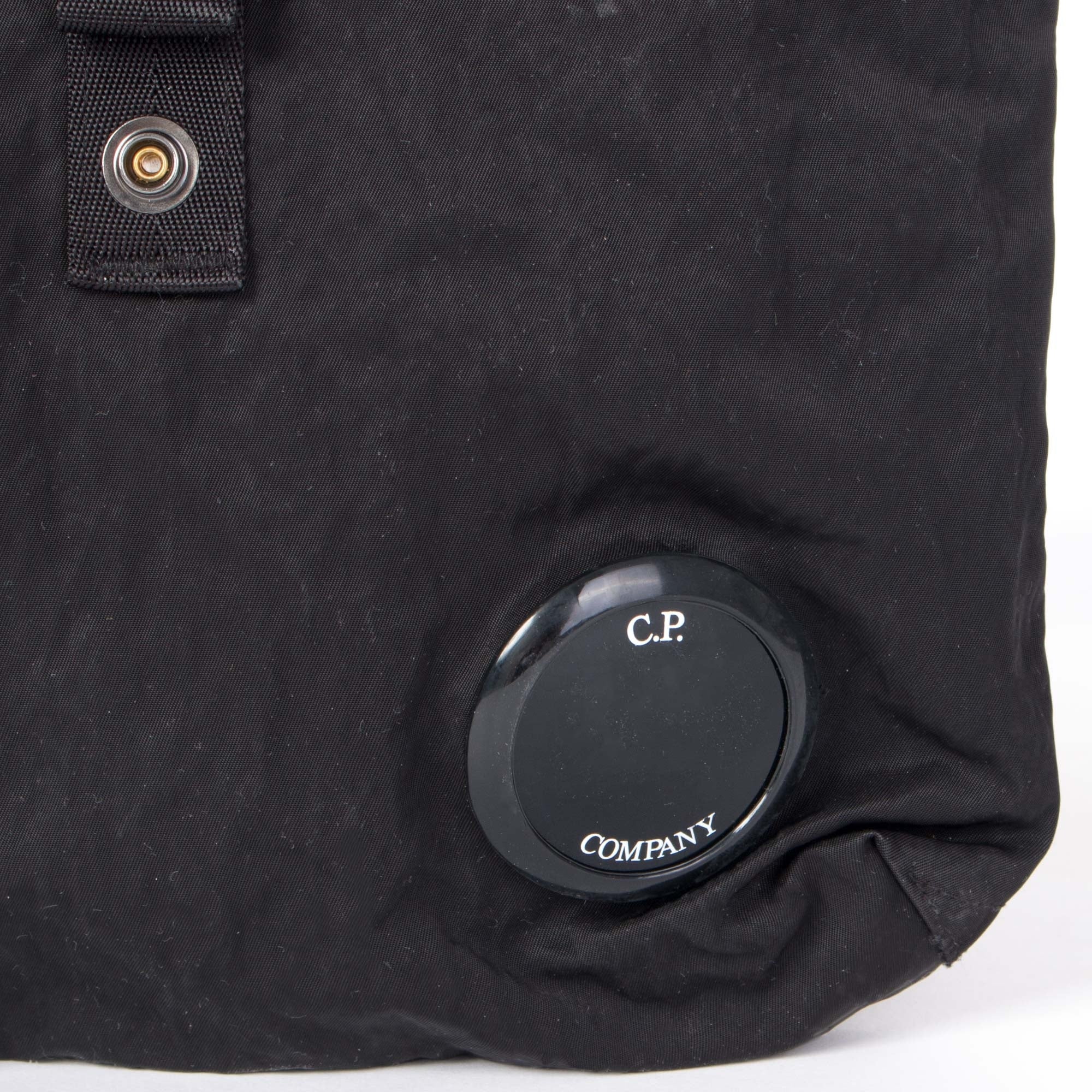 Overshoulder Lens Bag - Image 2