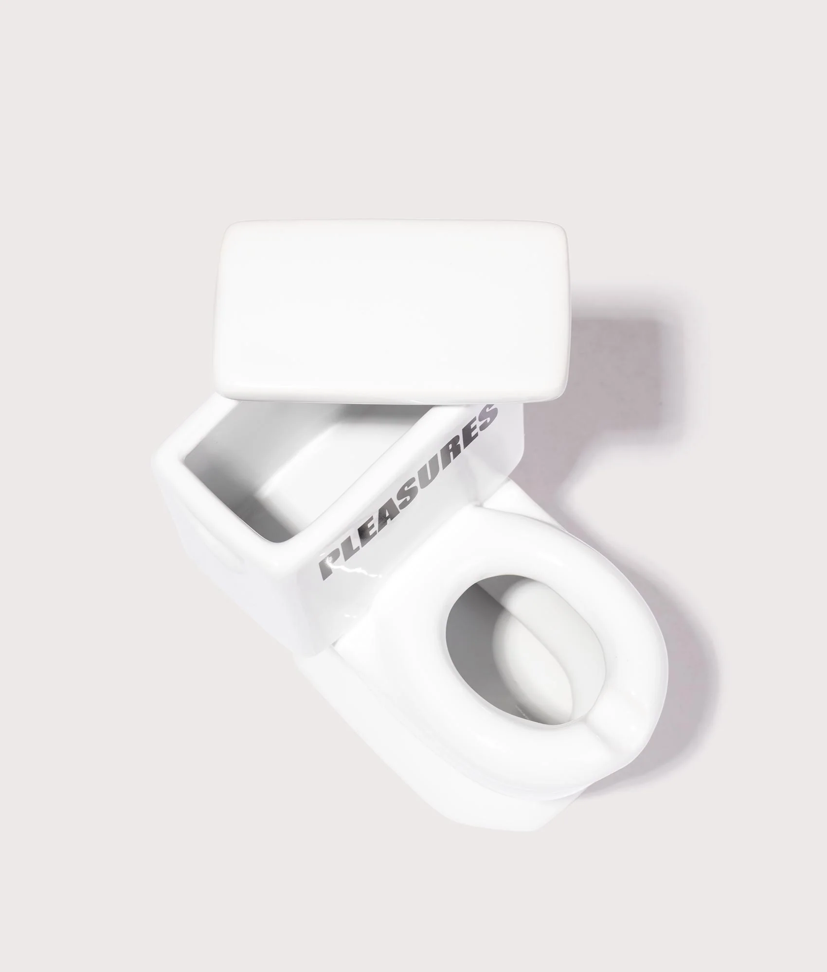 Toilet Ashtray - Image 3