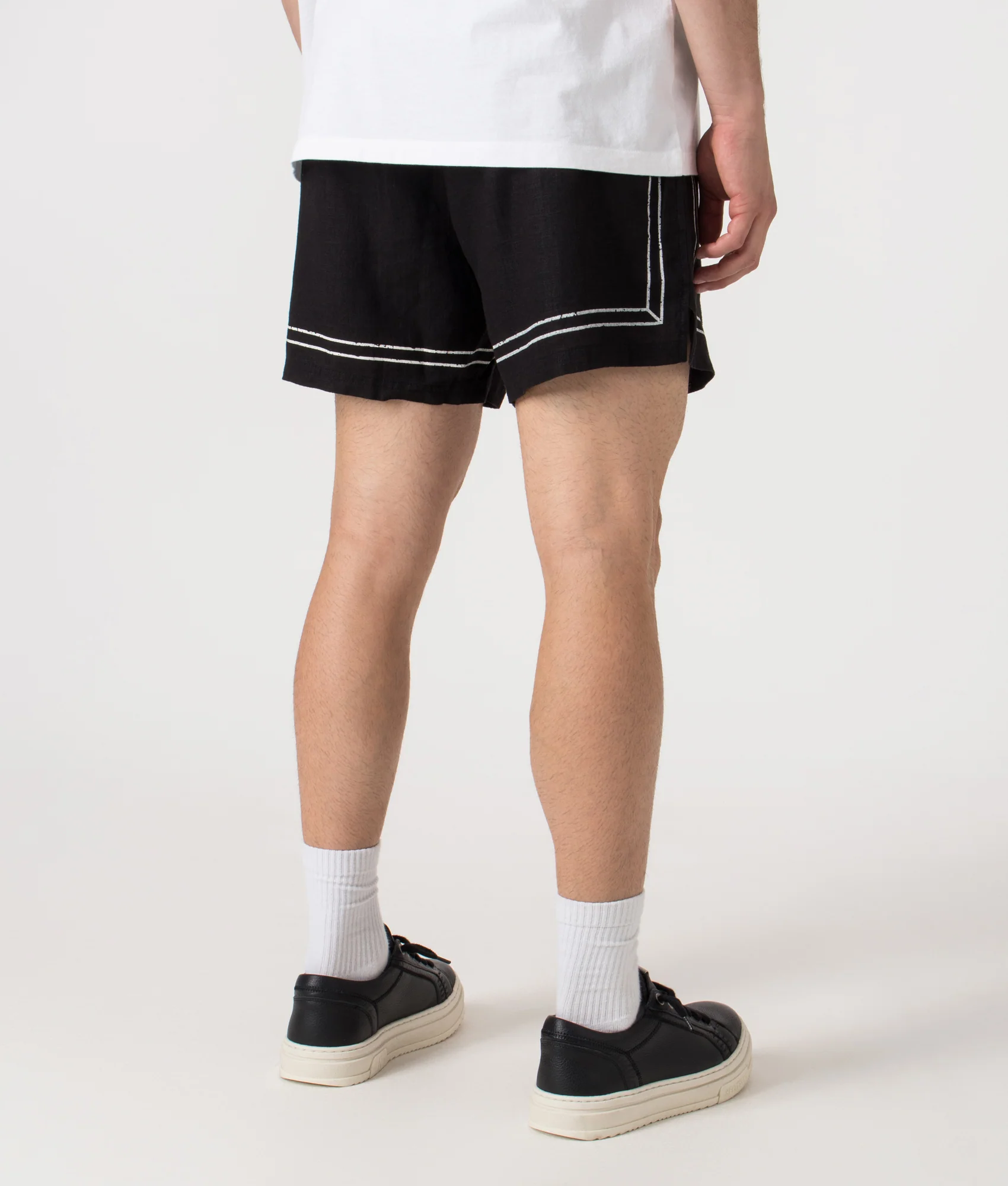 Border Shorts - Image 4