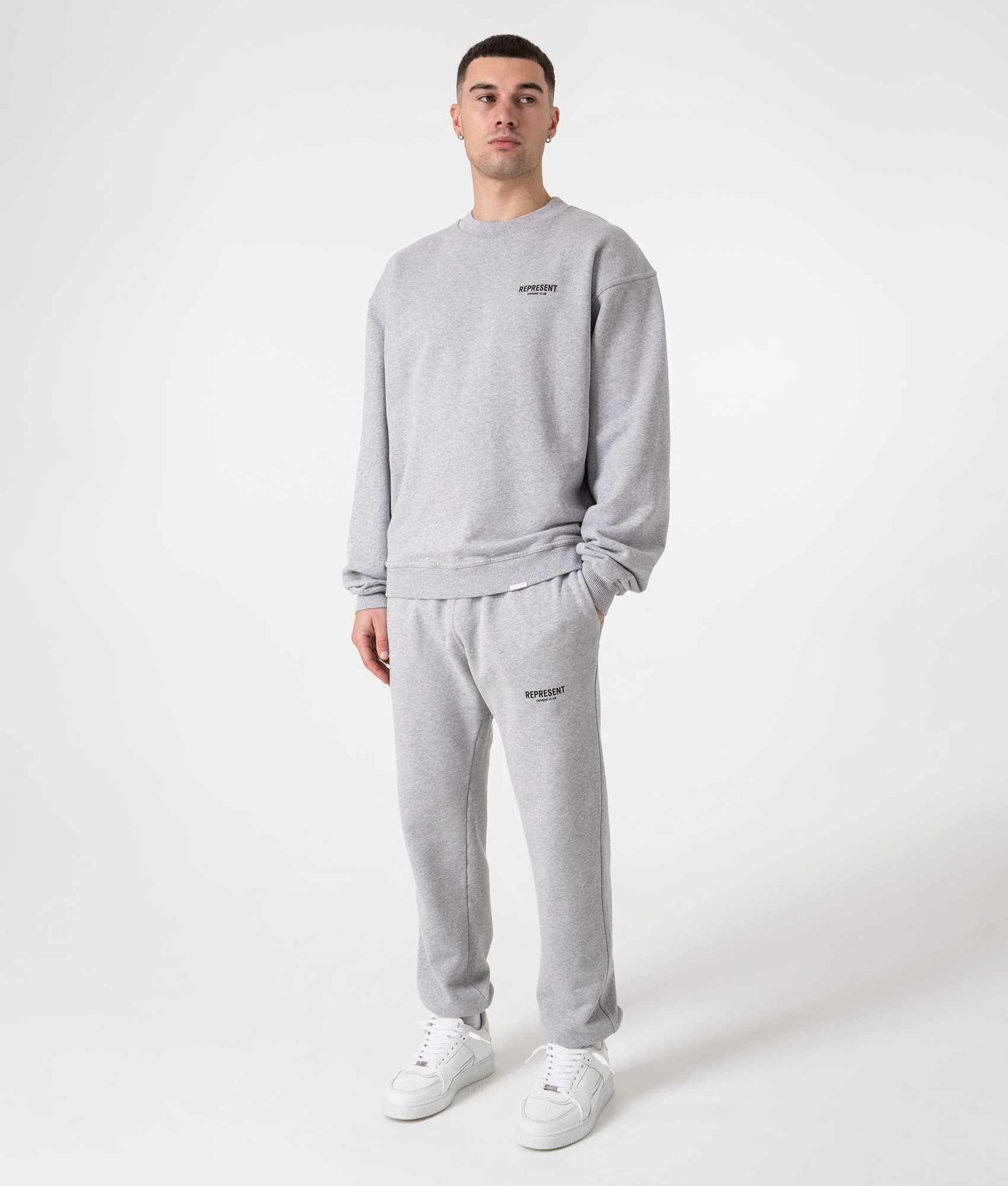 Represent Owners Club Sweatshirt - Image 4