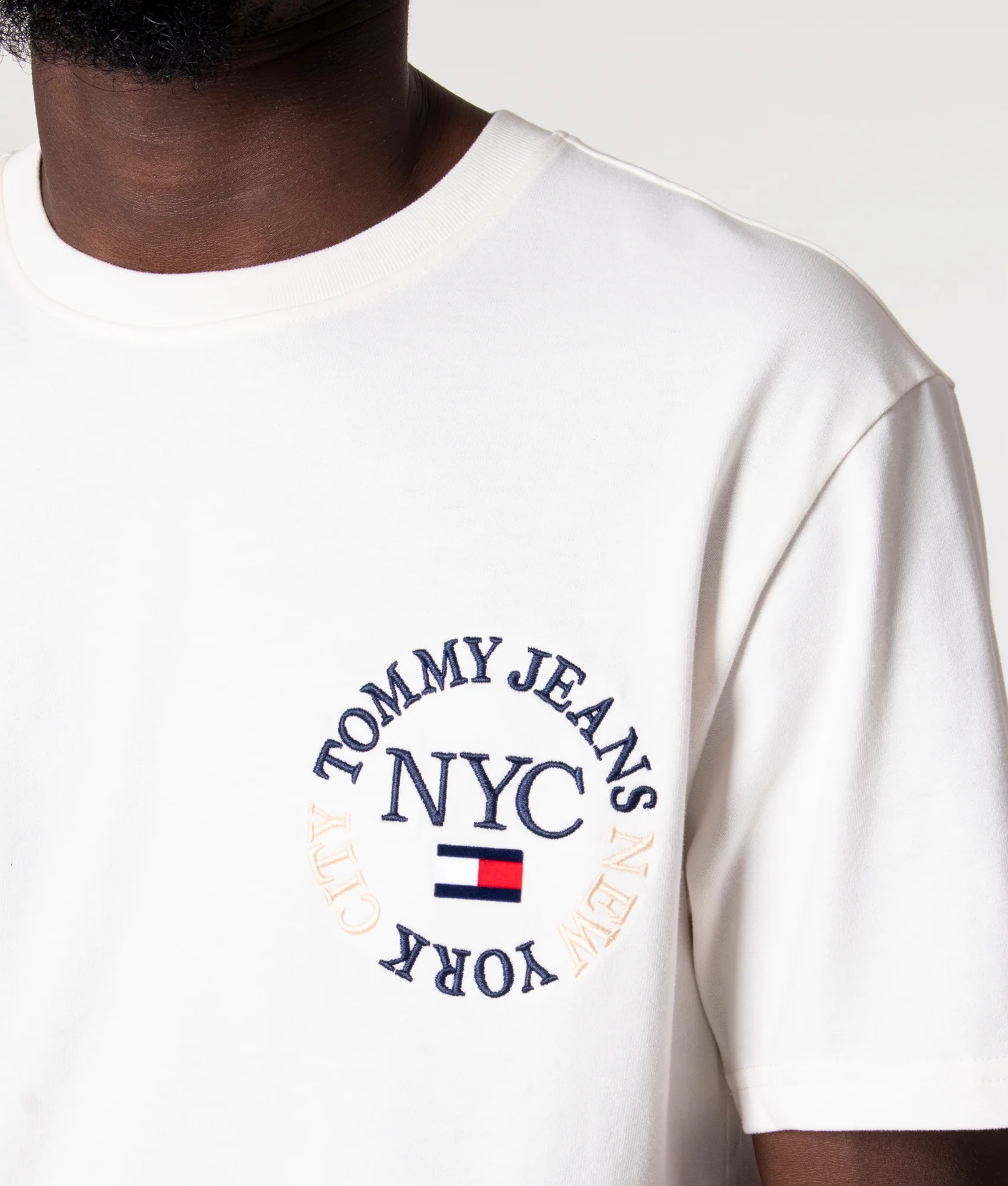 Oversized Fit Timeless Circle T-Shirt - Image 2