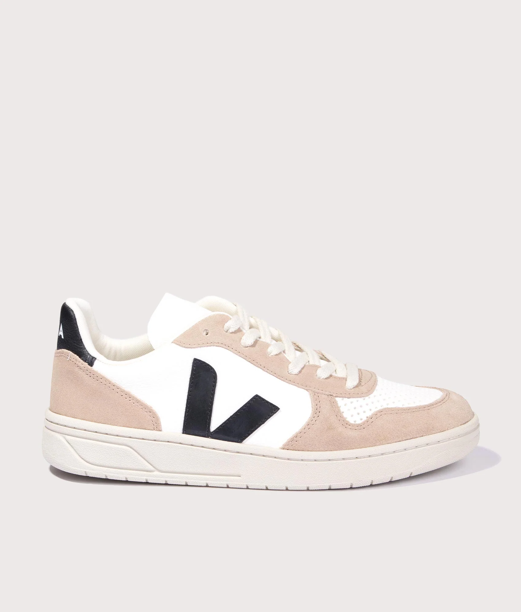 V 10 Chromefree Leather Trainers