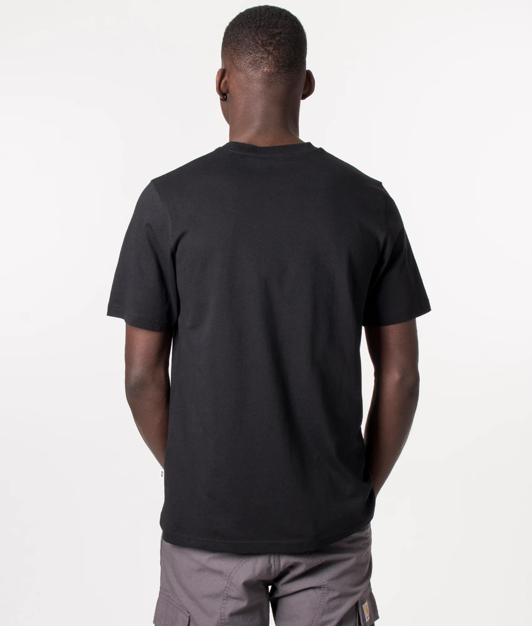 Essential Sami Classic T-Shirt - Image 3